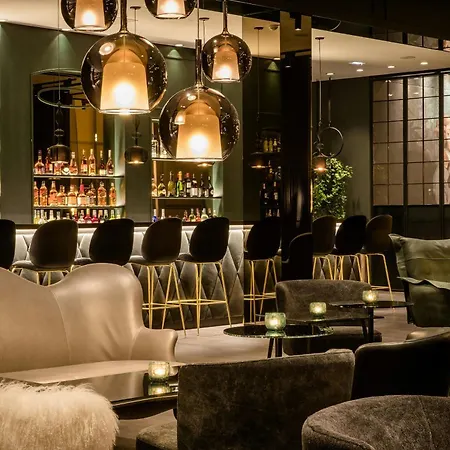 Motel One Paris-Porte Doree-3