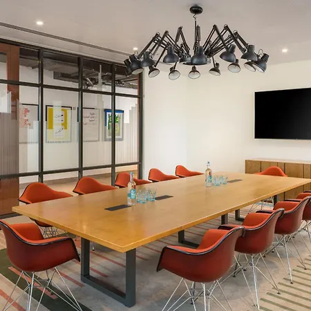 Rove Bur Dubai - Healthcare City-2