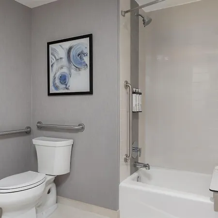 Hyatt Place Toronto Airport-3