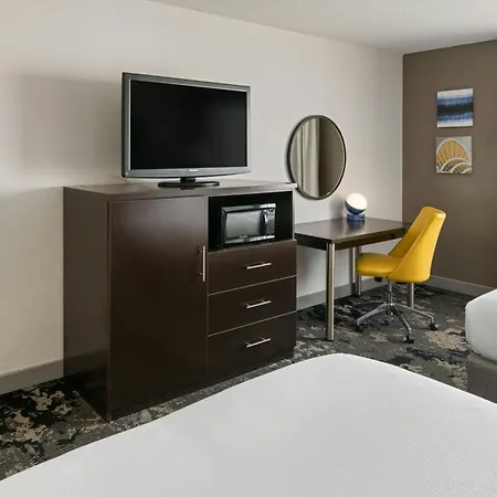 City Express By Marriott Orlando International Drive-2