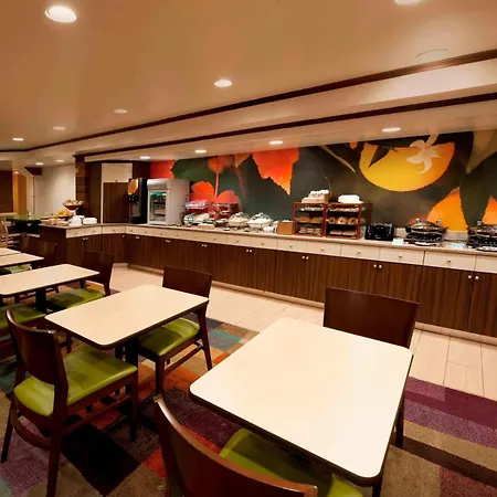 Fairfield Inn By Marriott Jfk Airport-3