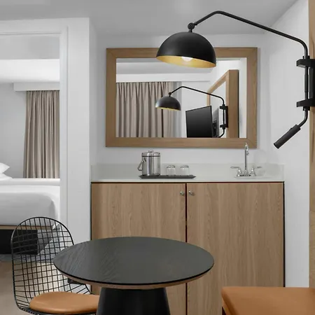 Sheraton Suites Fort Lauderdale At Cypress Creek-3