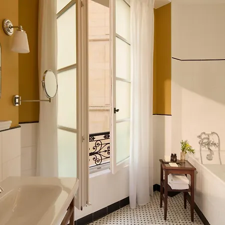 Hotel Des Orfevres-3