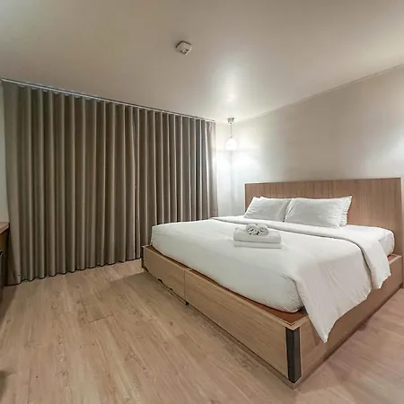 G Boutique Silom Hotel-3