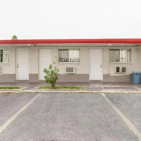 Oyo Gateway Motel Las Vegas North Strip/Fremont St. Area-3