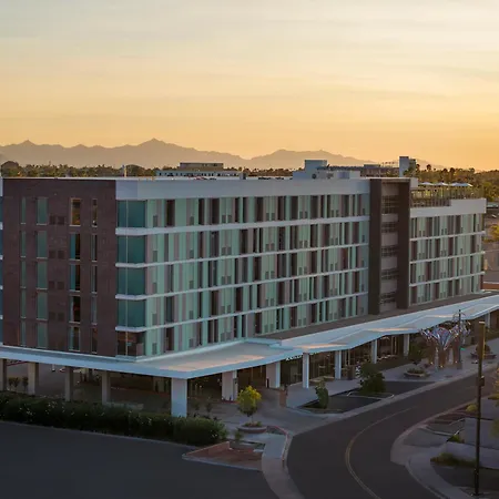 Ac Hotel By Marriott Scottsdale Old Town-3