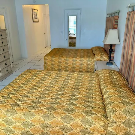 Summerland Suites-2