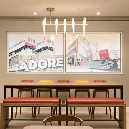 Hampton By Hilton London Old Street-3