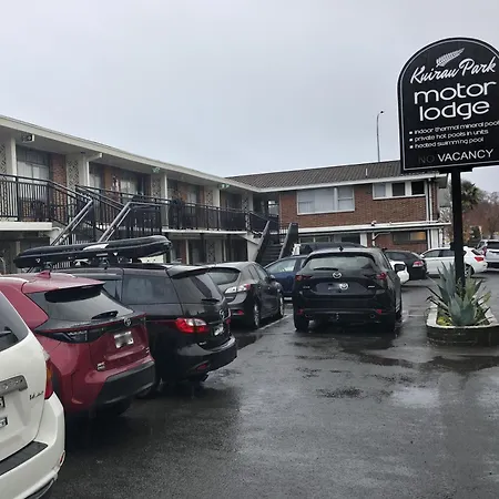 Kuirau Park Motor Lodge- Thermal Mineral Pool-2