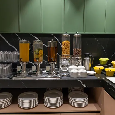 Rose Plaza Hotel Al Barsha-2