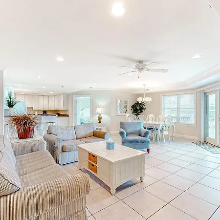 4100 Coastal #102-3
