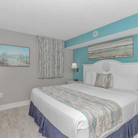 Immaculate! Beautifully Renovated Oceanfront 1 Bedroom Suite - Sleeps 4! - Roxanne Towers Unit 804-2