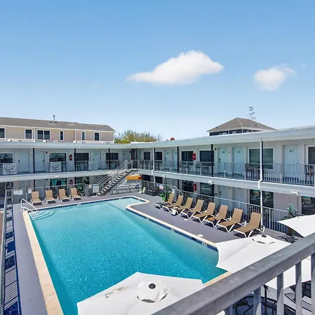 The Beach House-3