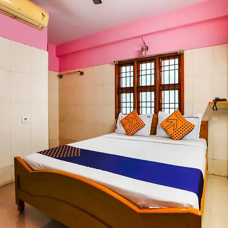 Spot On Grand Residency Near Marina Beach-2