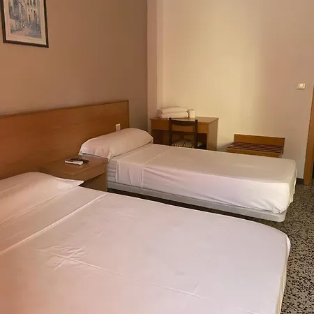 Hotel Iris-3