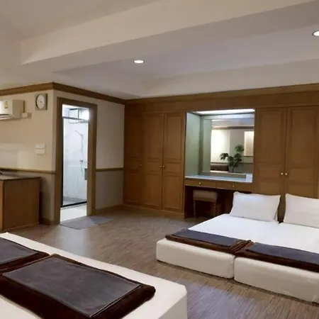 Alameda Suites Hotel-2