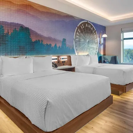 Cambria Hotel Pigeon Forge-2