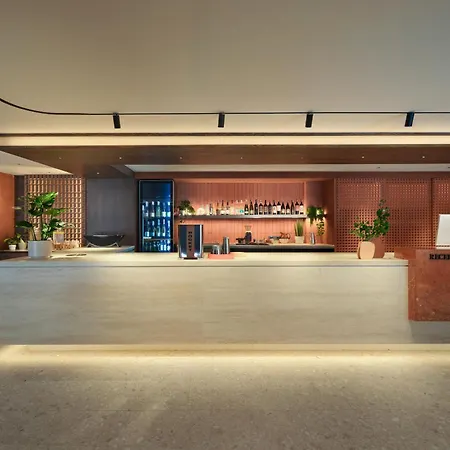 Muang Phol Hotel Bangkok Siam - Newly Renovated-2