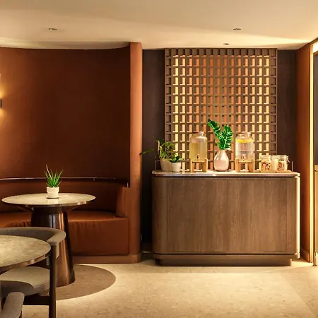 Muang Phol Hotel Bangkok Siam - Newly Renovated-2