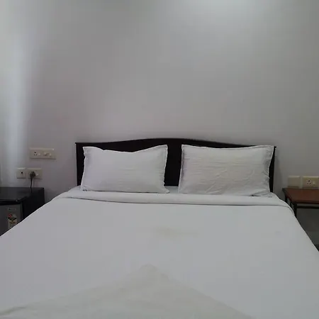Roshini Serviced Apartments-2