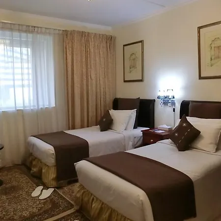 Al Muraqabat Plaza Hotel Apartments-3