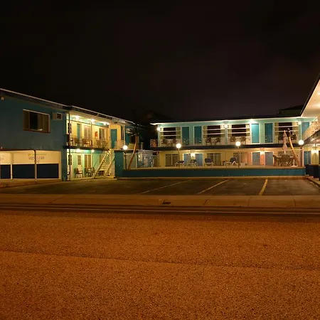 Royal Court Motel-3