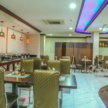 Al Muraqabat Plaza Hotel Apartments-2