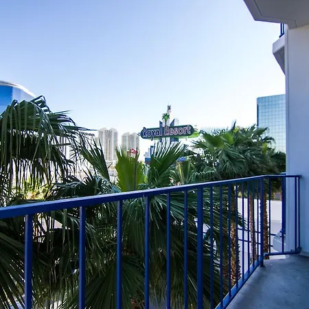 Royal Resort-2