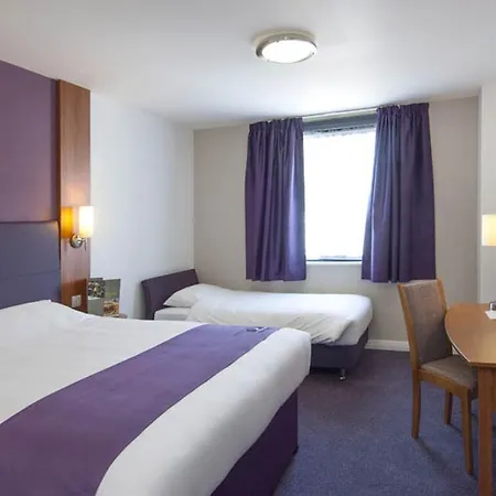 Premier Inn London Barking-2