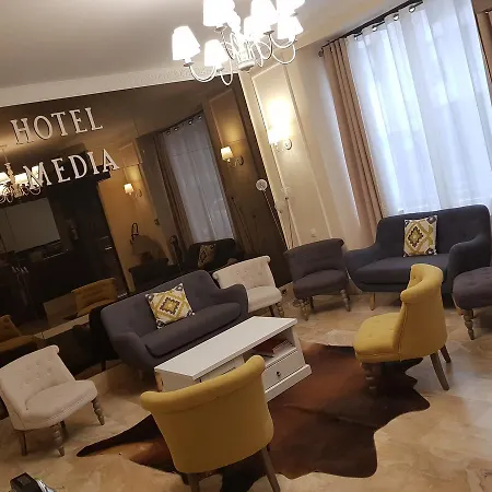 Hotel Media-3