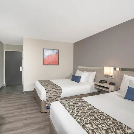 Microtel Inn & Suites By Wyndham Nashville-2