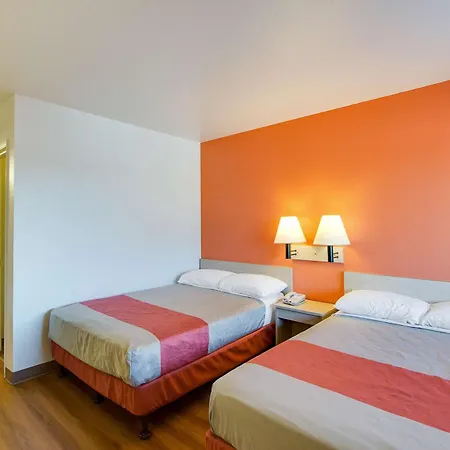 Motel 6-Phoenix, Az - East-2