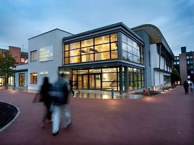 Summer Stays At The University Of Edinburgh - Campus Accommodation-3