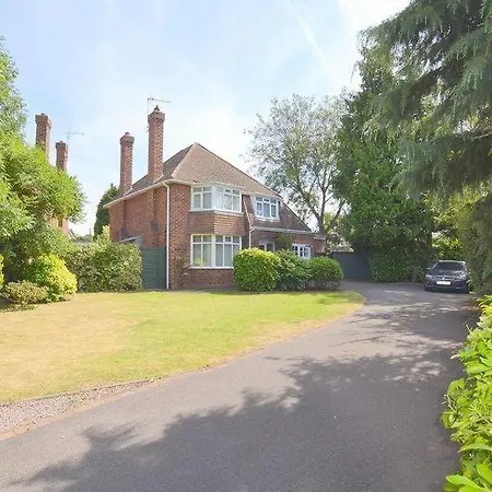 Oakleigh House-2