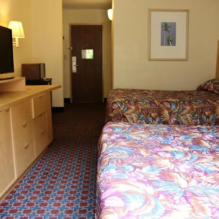 I-Drive Grand Resort & Suites-2