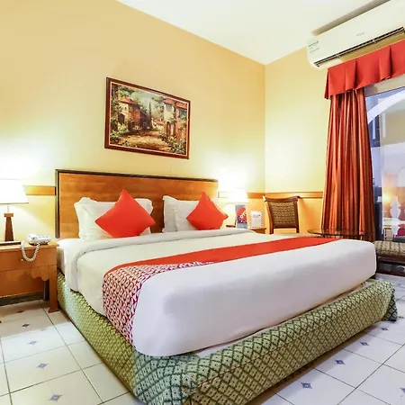 Oyo 353 Middle East Hotel-2