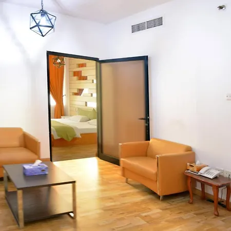 Everest International Hotel-2