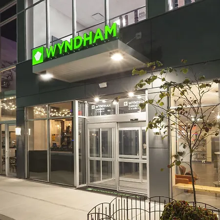 Wyndham Garden Laguardia South-2