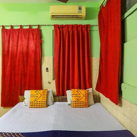 Spot On 49012 New Adyar Guest House-3