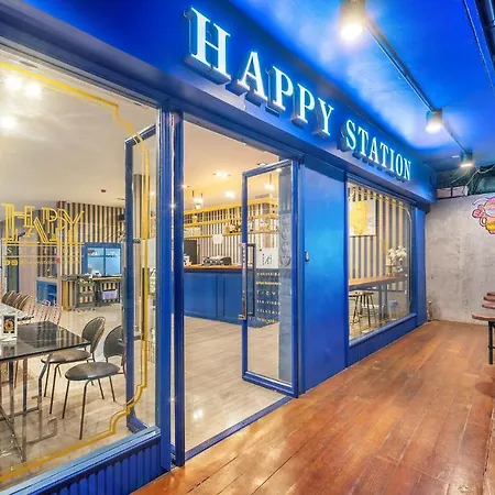 Happy Station Bangkok-3