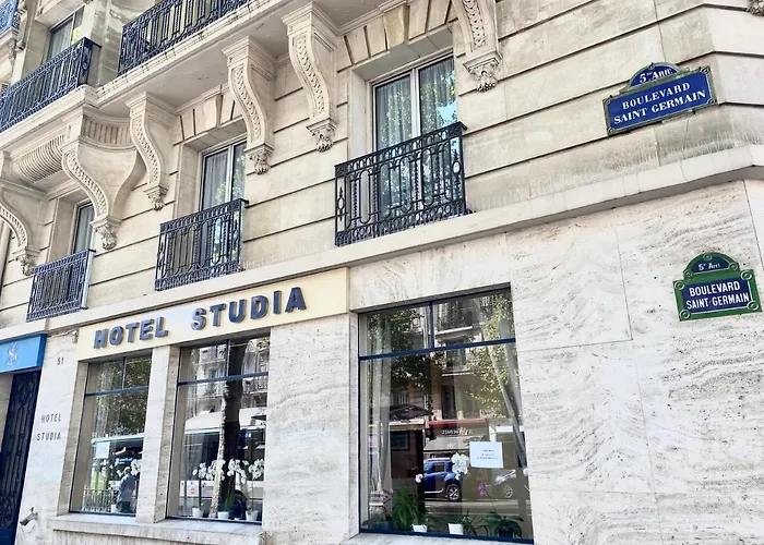 Hotel Studia Paris