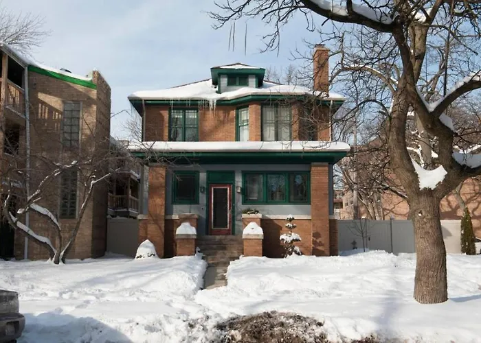 The Greenleaf House Chicago