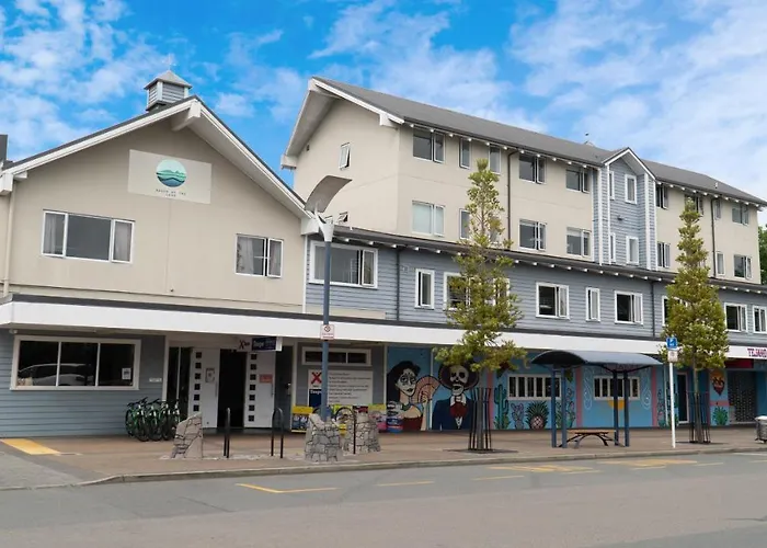 Based By The Lake Taupo