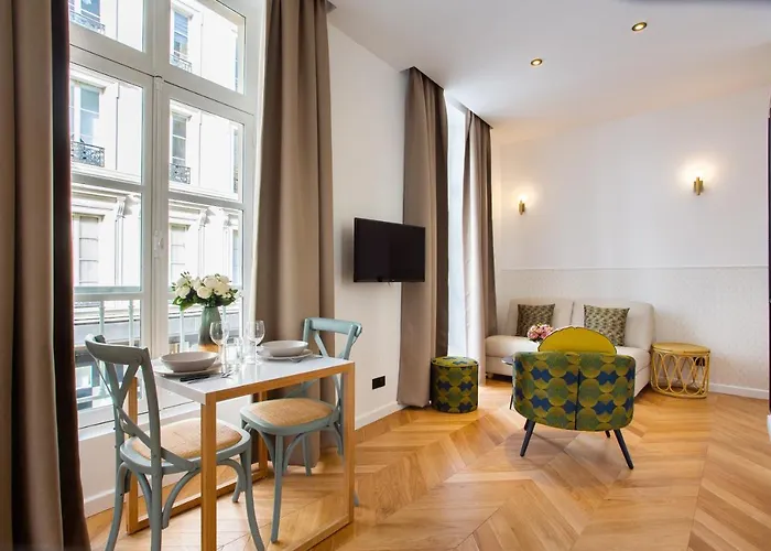 Cmg Residence Republique - Rue Beranger Paris