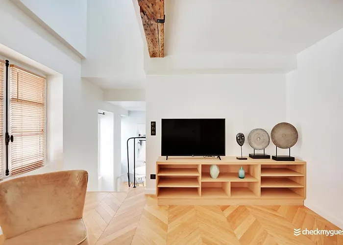 Cmg Residence Republique - Rue Beranger Paris