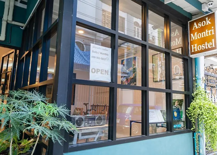 Asok Montri Hostel Bangkok