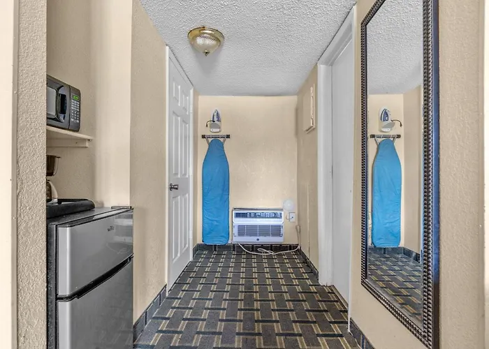 Days Inn By Wyndham Myrtle Beach-Grand Strand