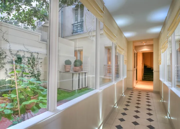 Hotel Relais Bosquet By Malone Paris