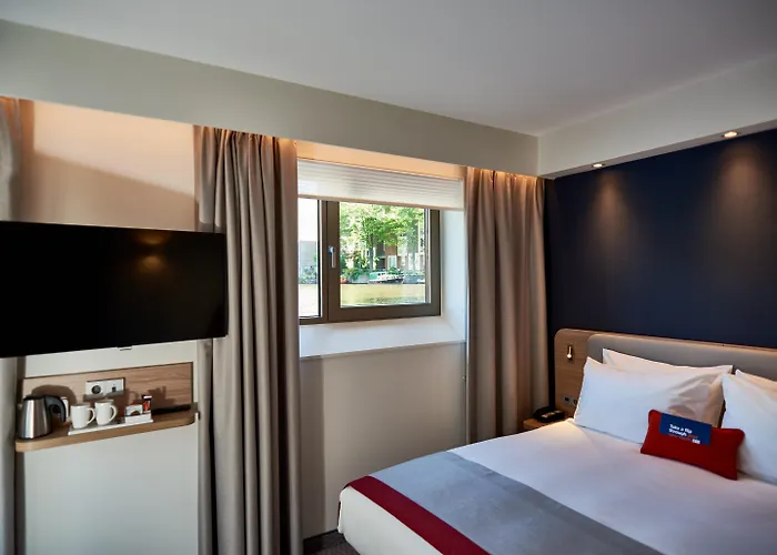 Holiday Inn Express Amsterdam - City Hall By Ihg