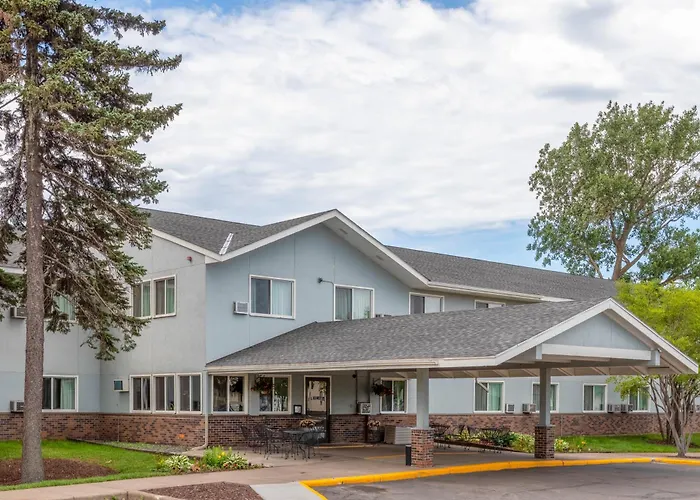 Super 8 By Wyndham Duluth Hotel